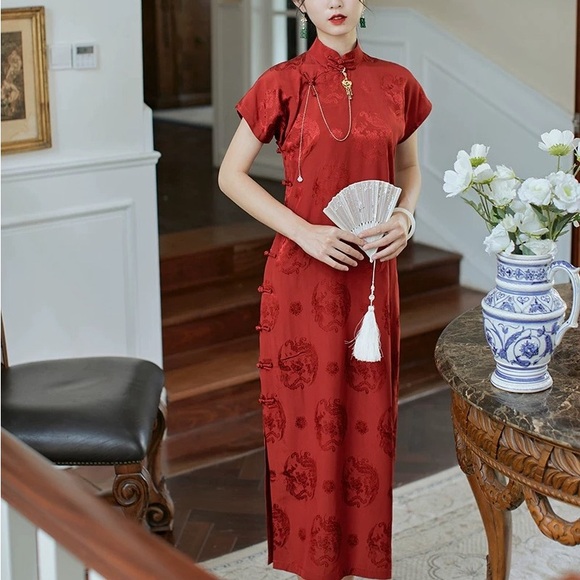 traditional Chinese dress Qipao - Picture 3 of 4